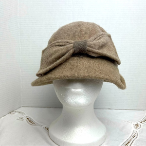 Women’s‎ Taupe Felt Cloche Winter Hat  Wool Blend  One Size